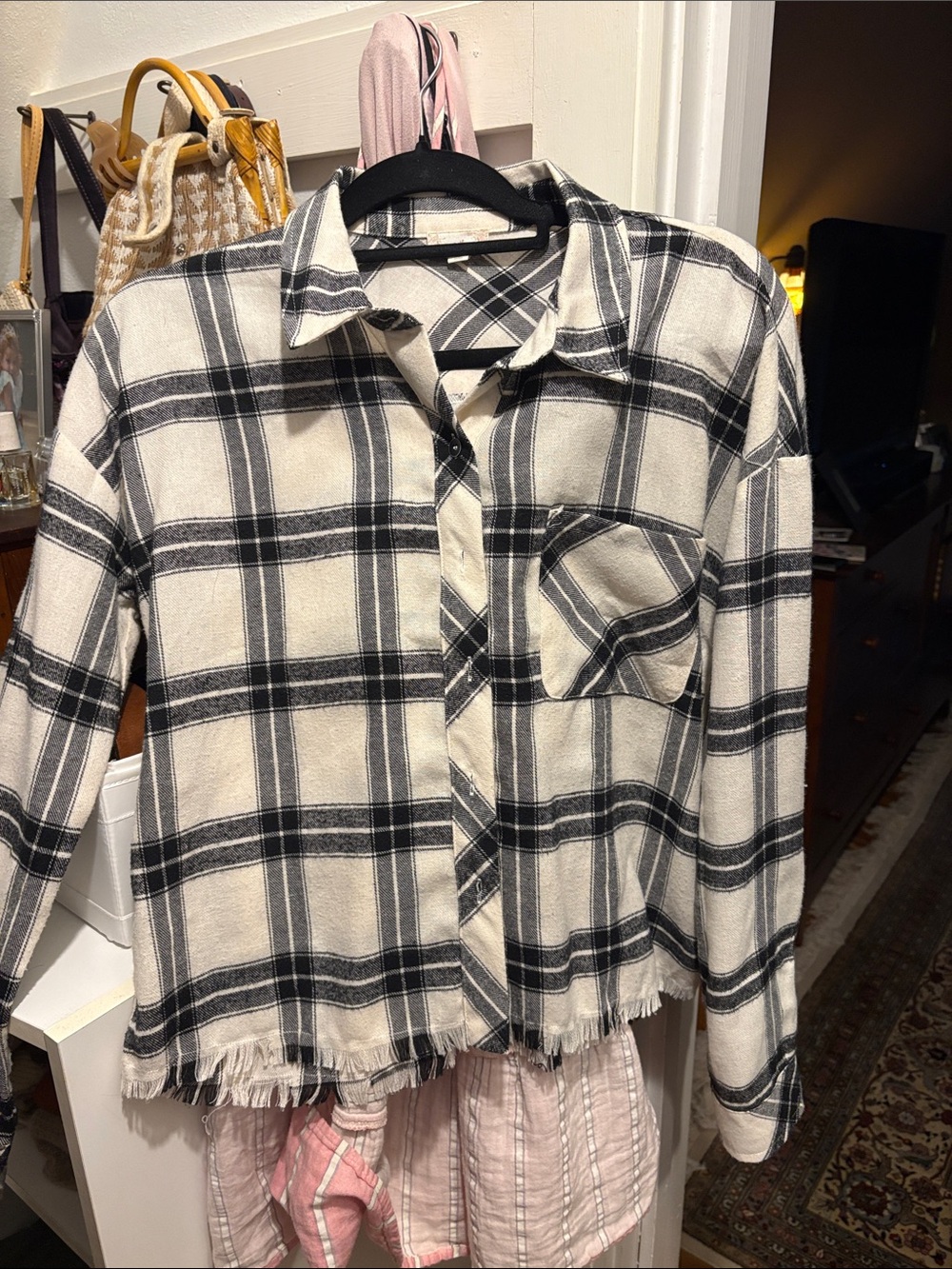 Black & Cream Plaid Button-Up Jacket - Women's Lightweight Shacket